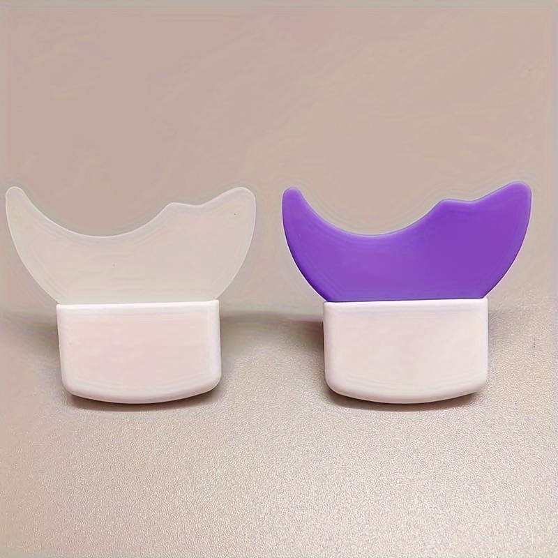 Multifunctional Silicone Eye Makeup Accessory for Quick Application