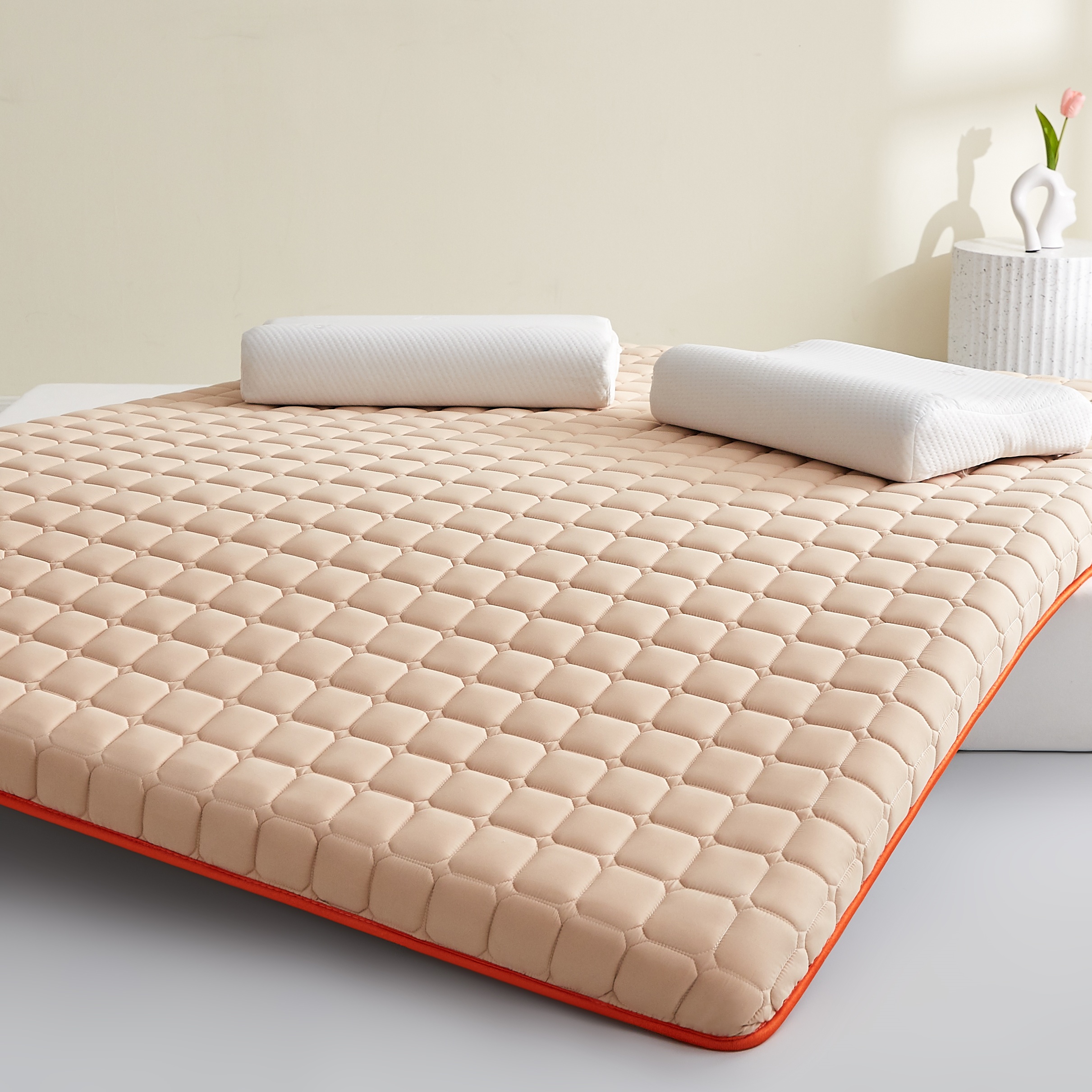 1pc 4cm Memory Foam Mattress Topper - High-Density Support, Slow Rebound Comfort, Soft Quilted Surface, Breathable Mesh Sides, Foldable Portable Bed Pad, Durable All-Season Bedding for Bedroom, Dorm, Guest Room & Travel