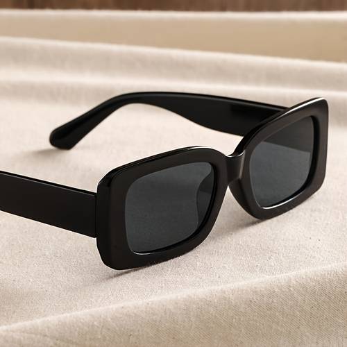 womens rectangular glasses minimalist frame lightweight and durable suitable for daily and formal occasions modern elegant design party accessory fashionable frame professional