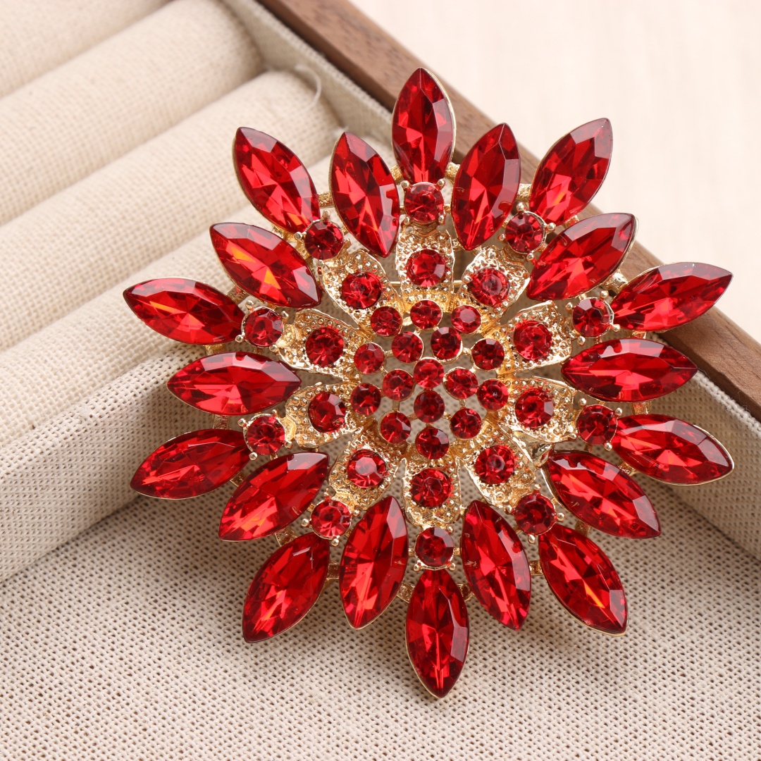 E-shop Luxus Schöne Lochmuster Rote Blumen Design Herren Damen Brosche, Schmuck Accessoires, Hochzeit Urlaub Party Paar Überraschungsgeschenk