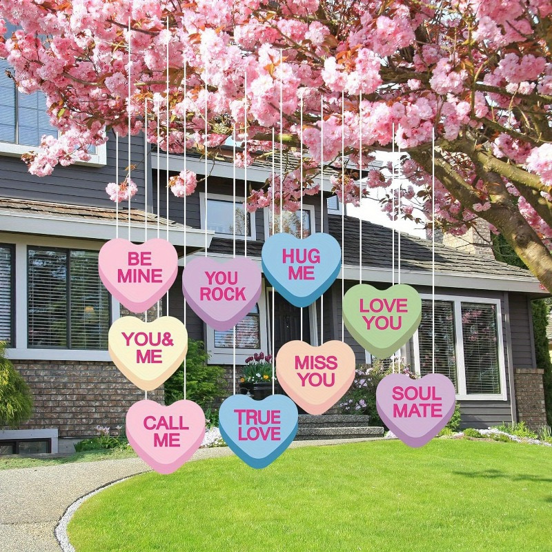 

6-pack Valentine's Day Heart-shaped Hanging Lawn Ornaments, Plastic Love & Messages With Strings, Outdoor Yard Sign Decorations, No Electricity Needed, Featherless