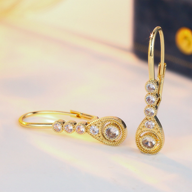 Women's Luxurious Drop Earrings for Daily Commuting