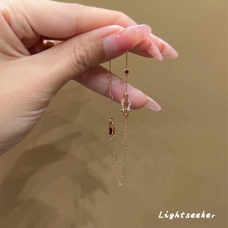 TEMU 【レディース】ヴィンテージ風 ホースシュー バックル ブレスレット、ライト、ニッチ、精巧、クールスタイル、ブレスレット、親友へのジュエリー