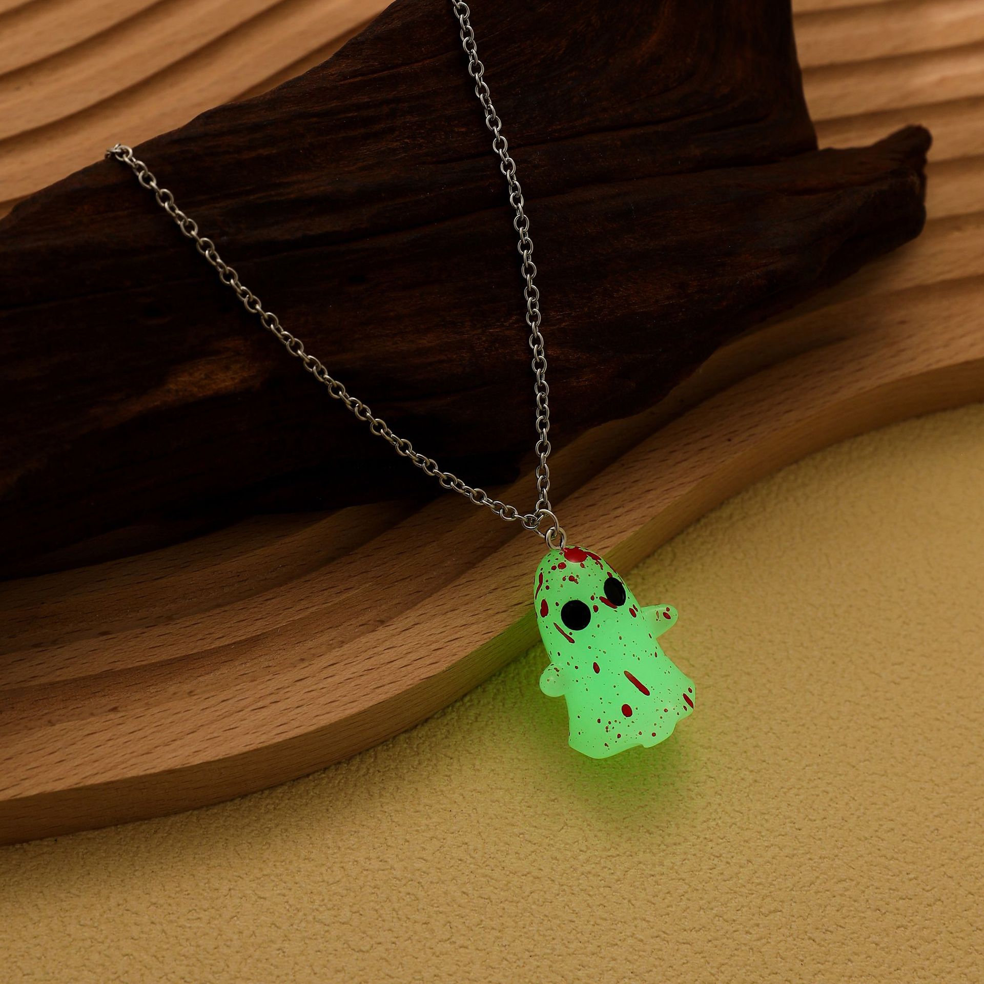 3pc Halloween Themed Pendant Necklace & Earrings Set, Women's