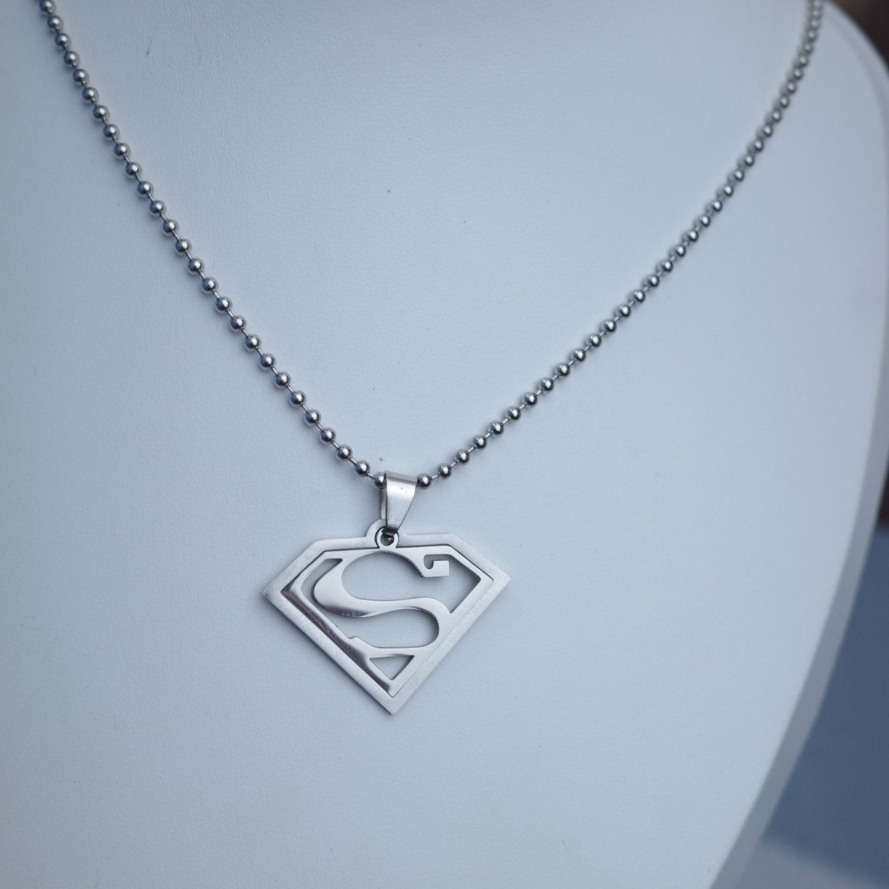 TEMU Warner . Superman S-logo Hollow-out Necklace, Featuring -shaped Logo Design With A Texture. With A Round Bead Chain, It Boasts A Simple Yet