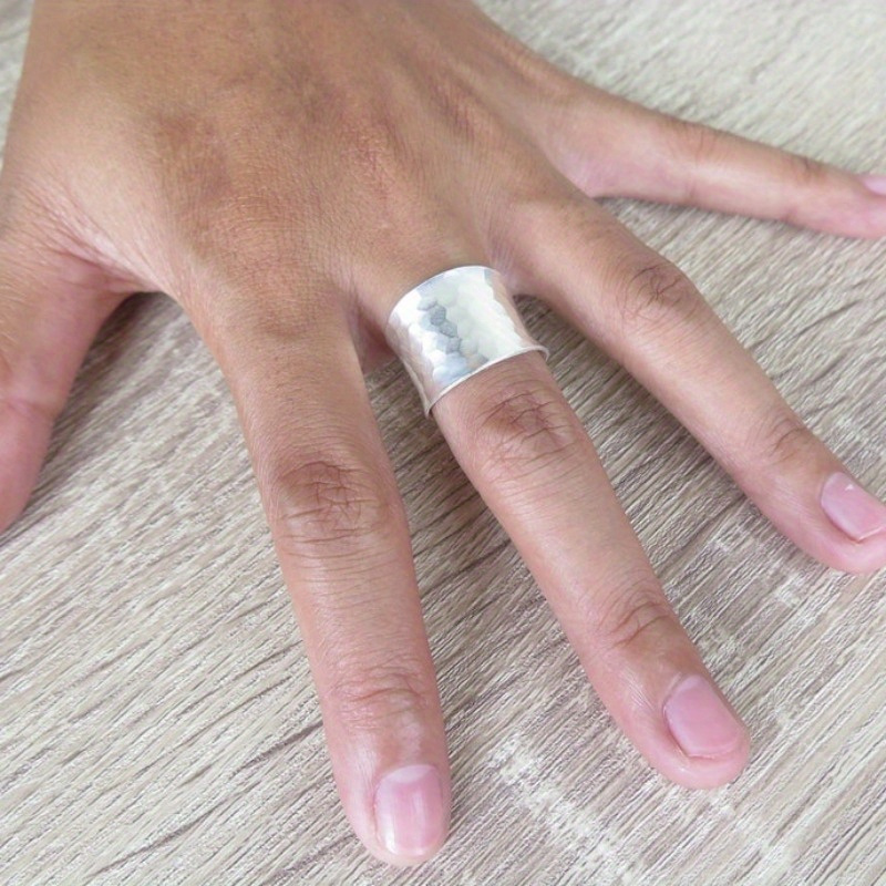 Women's Handmade Hammered Pattern Design Ring, Fashionable Gift