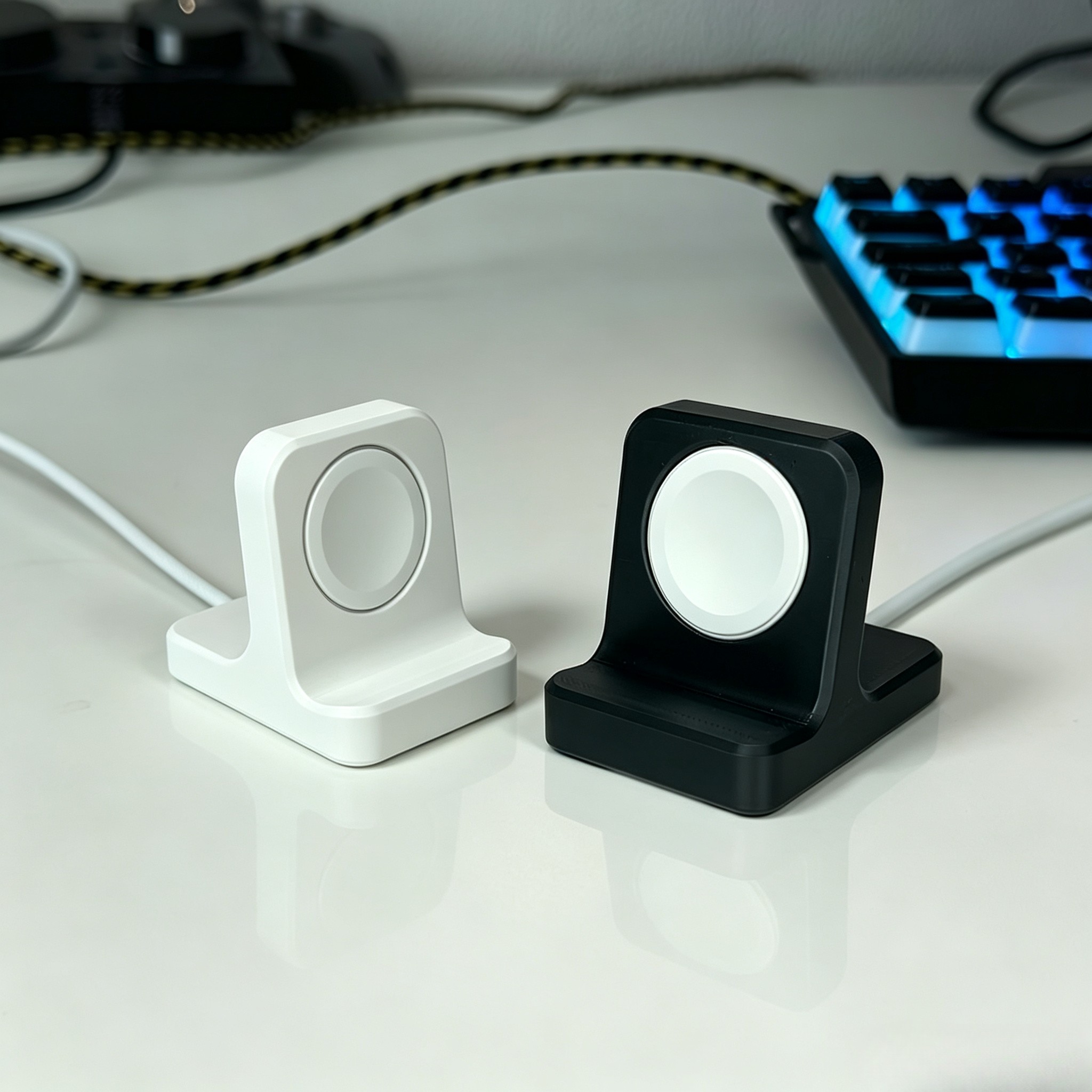 TEMU 2-pack Black And White Minimalist Smartwatch Charging Stand, Watch Charging And Storage Holder, Practical Desktop Decoration, Ideal Gift For