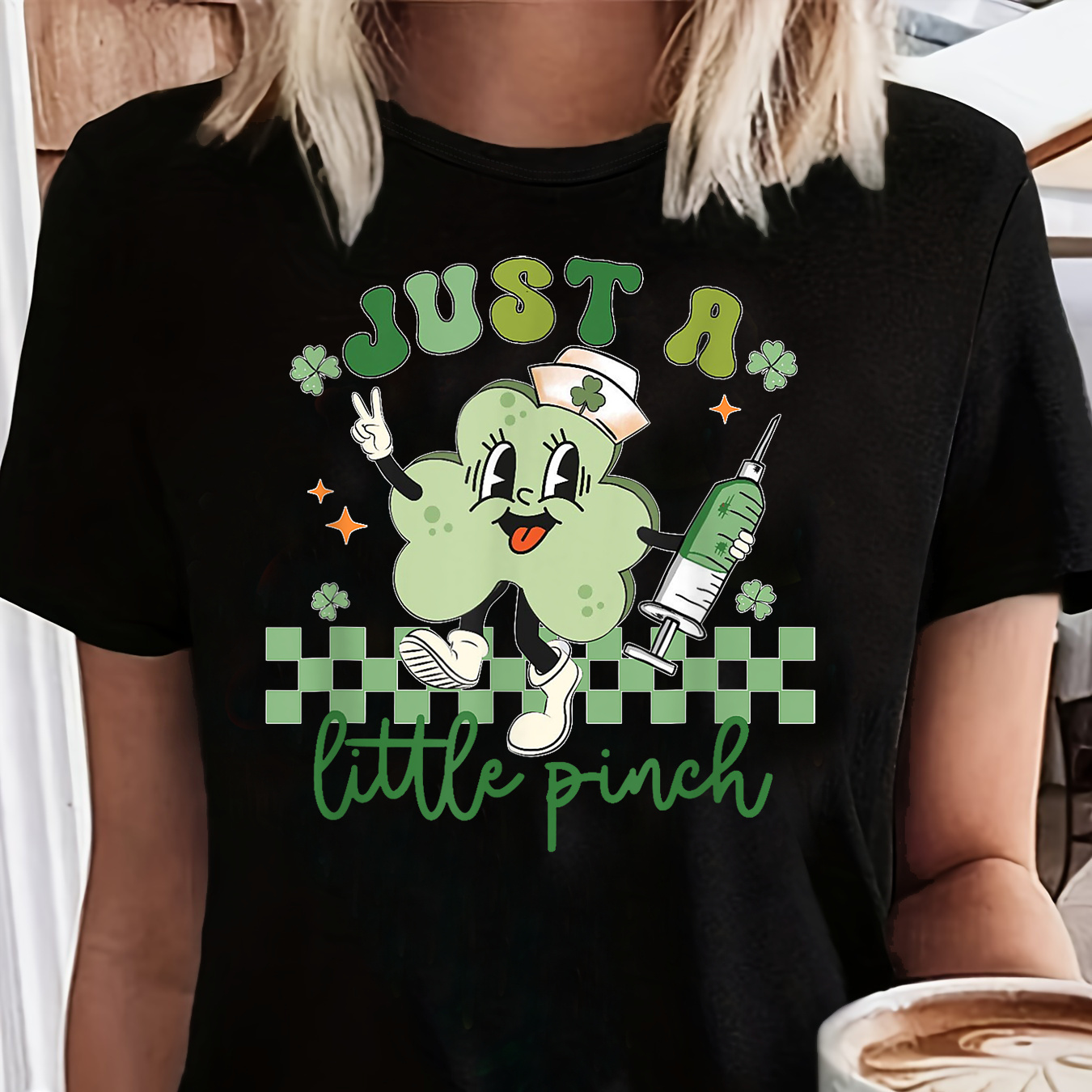 

Just A Little Pinch Nurse" 's Day Women's T-shirt - Fun Cartoon Print, Comfortable Polyester , Short Sleeve, Round Neck Casual Top