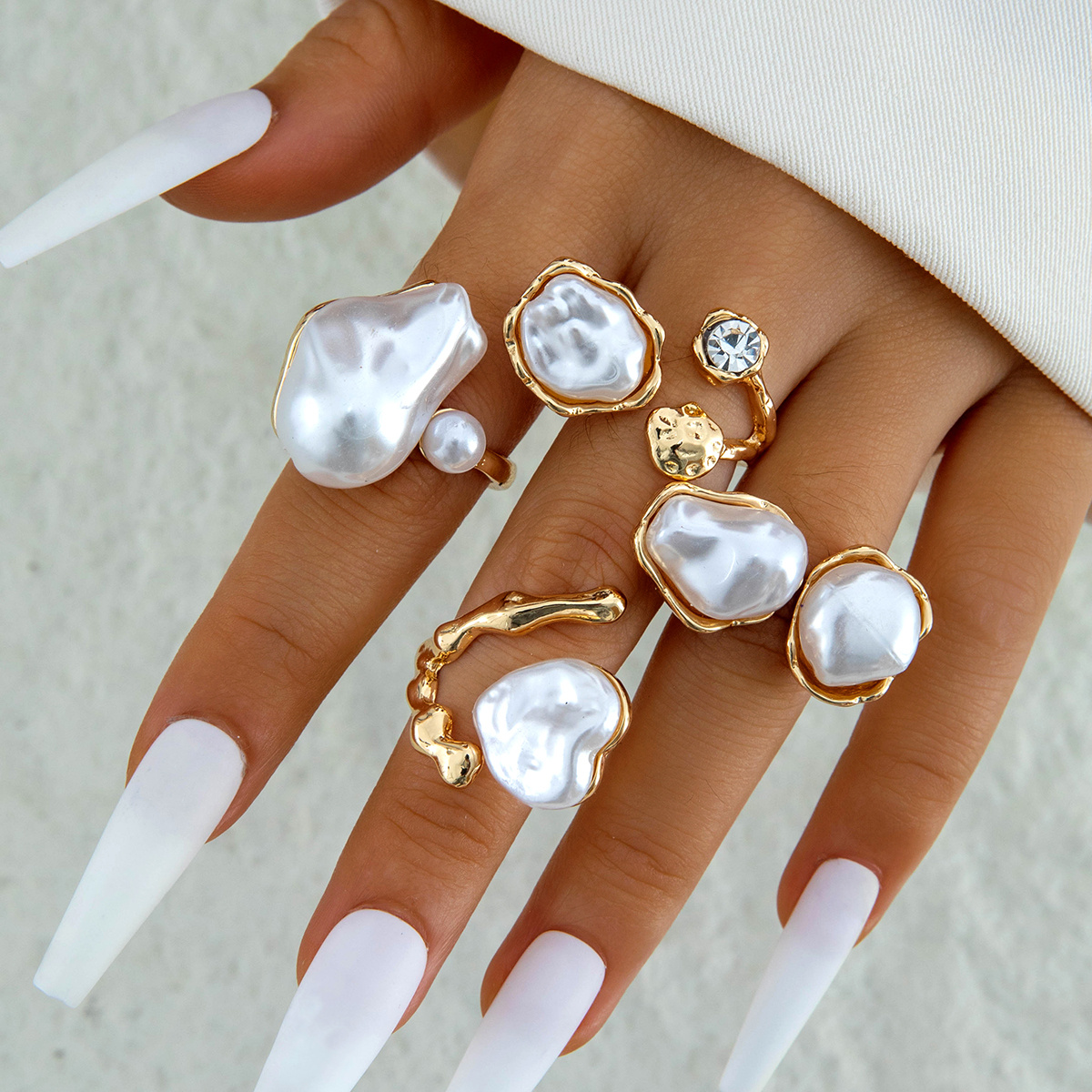 TEMU 4pcs Of Retro Light Luxury Shaped Rhinestone Inlaid Ring Set With Irregular Twisted Wave Metal Layered Rings Suitable For Women's Parties, Daily