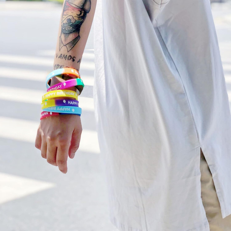 85pcs Personalized Silicone Wristbands, Gift for Her/Him