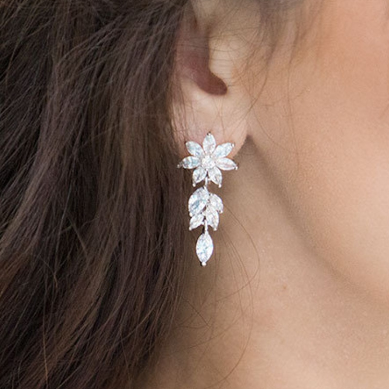 Image of 1 Pair Of Women's Fashion Dangle Earrings, Elegant Synthetic Zirconia Flower Drop Earrings, Women's Party Fashion Jewelry Accessories, Valentine's Day Gift