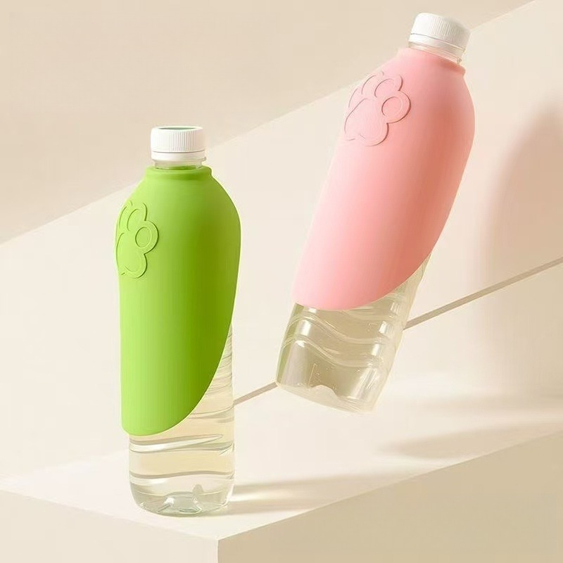 portable outdoor water drinking cup dog water