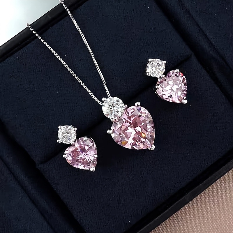 TEMU Parure de 3 pièces : collier et boucles d'oreilles clous de cœur rose, en acier inoxydable 304 incrusté de synthétique. Un ensemble de bijoux de