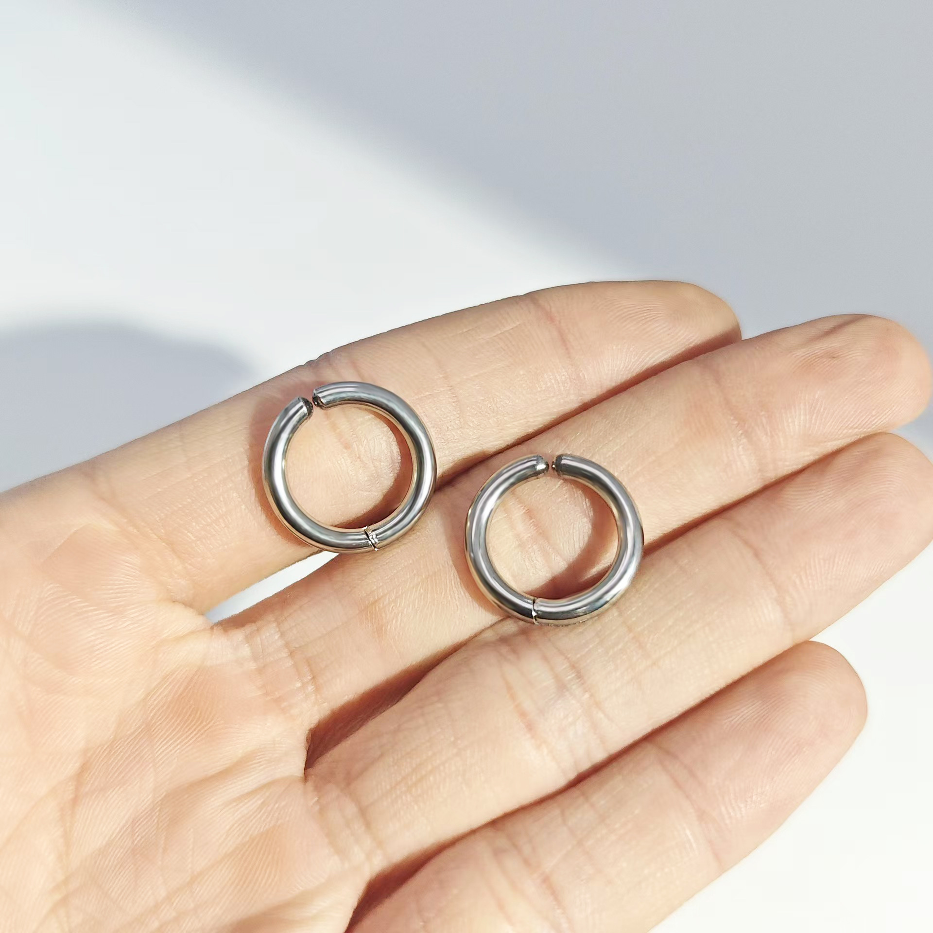 304 Stainless Steel Clip- Earrings - Non-Pierced Ear Clip- Earrings for Men & Women, Simple & Stylish Coil Backing Jewelry Suitable for Daily Wear, Valentine' Gift, Year-Round Unisex Earrings (No Hole Required)