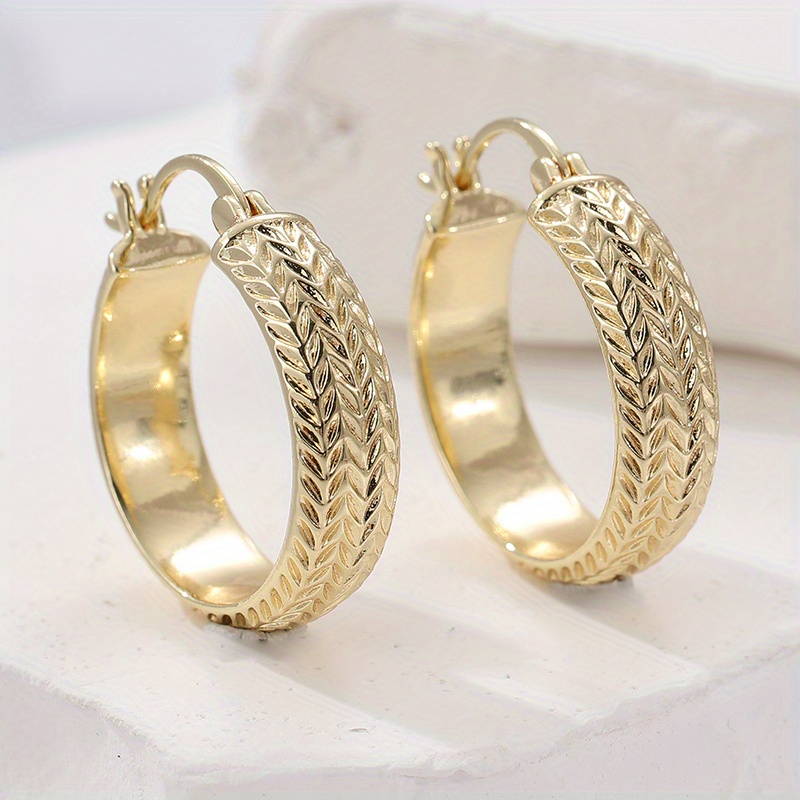 Women's Chunky Plated Hoop Earrings, Y2K Style for Parties