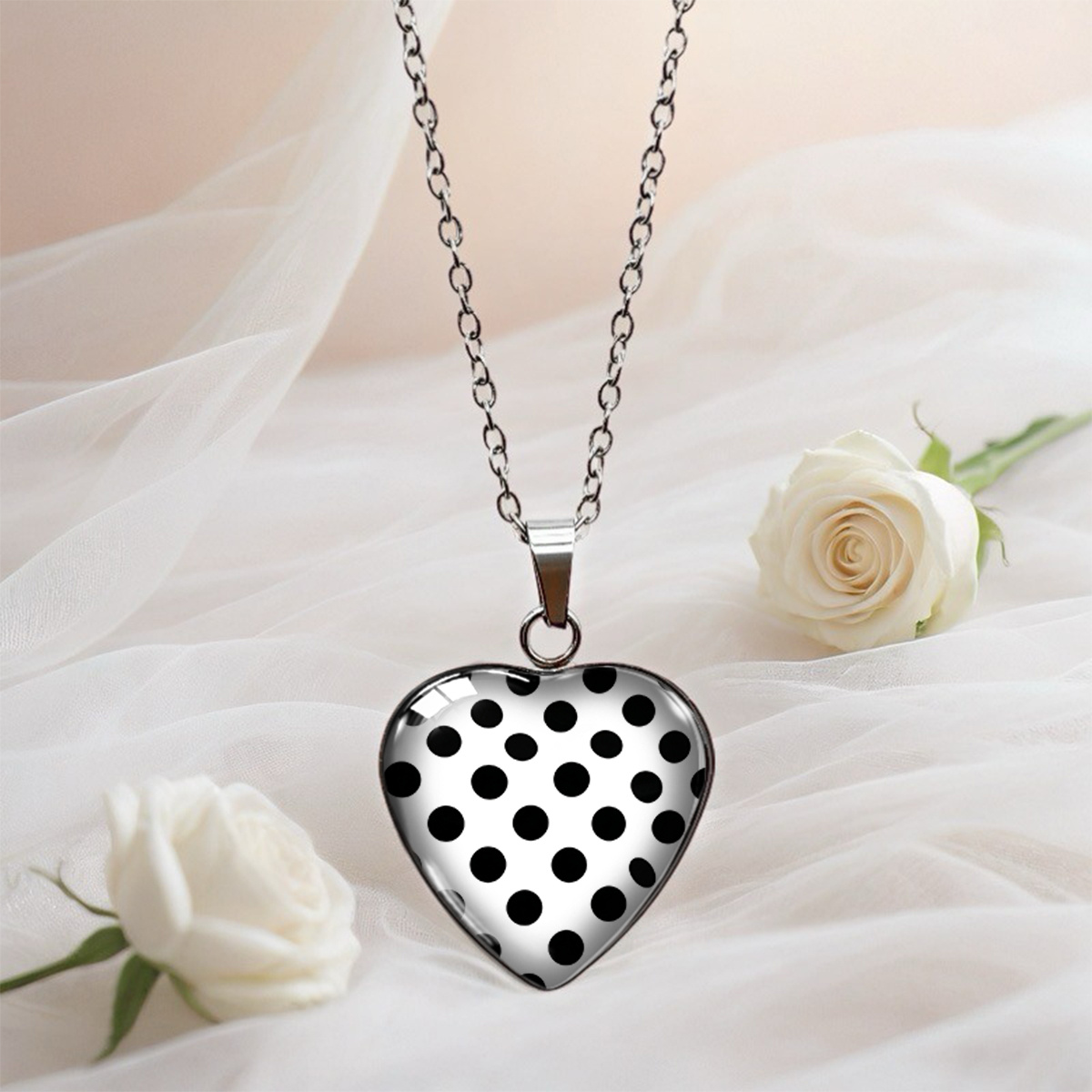 TEMU 1pc Classic Black Polka Dot Heart Pendant Necklace, Retro Style Glass Clavicle Chain
