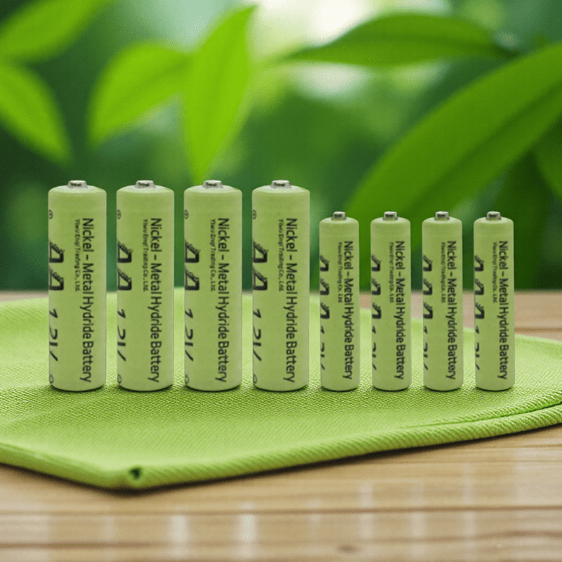 E-shop 1.2V wiederaufladbare NI-MH AA-AAA-Batterien - hohe Kapazität 300mAh, robustes Metall-Design, ideal für Haushaltsgeräte,