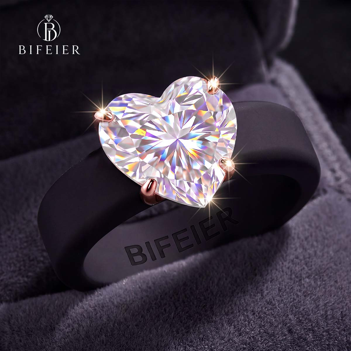 BIFEIER Hypoallergenic Black Silicone Women's Ring Set with Heart-Cut Zirconia