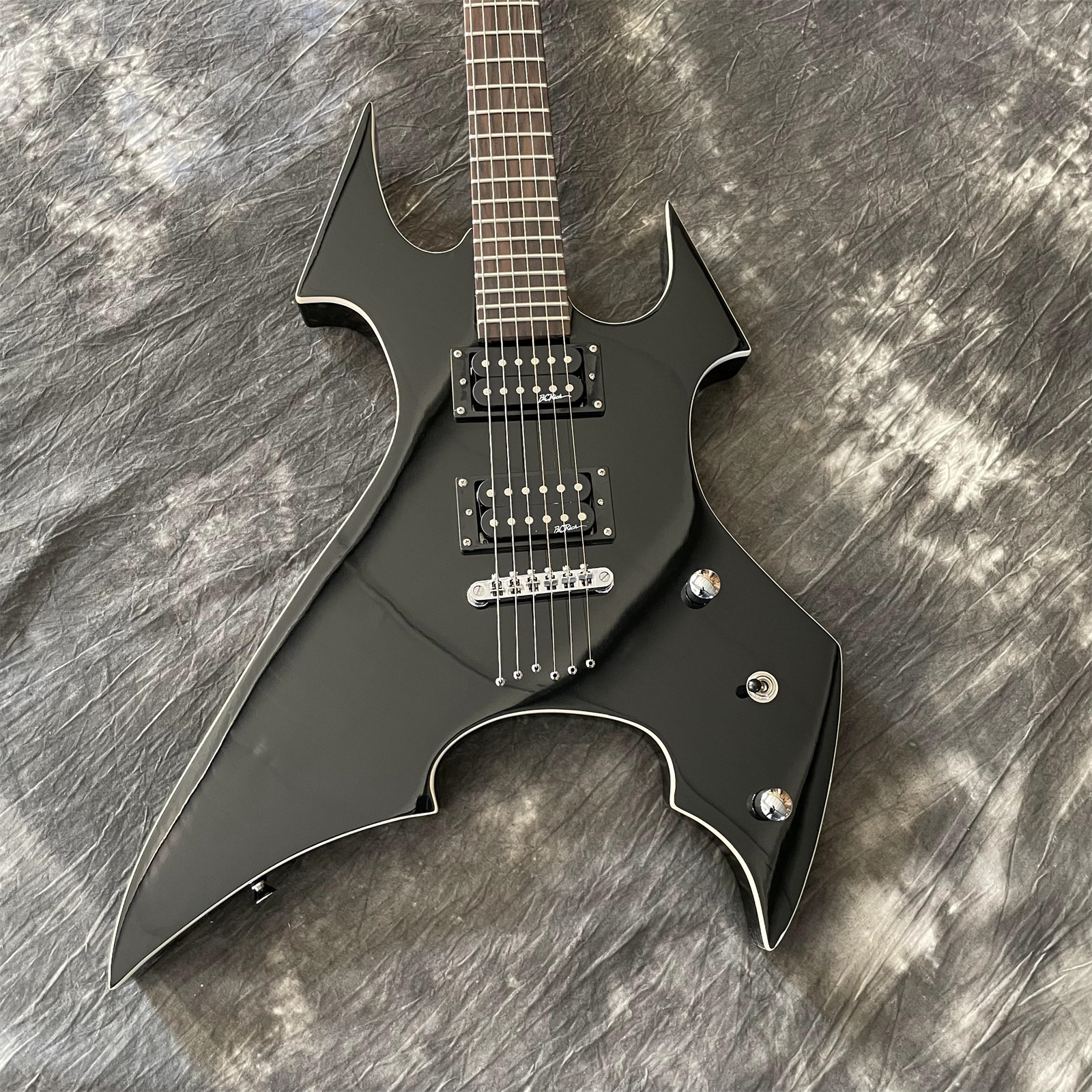 electric guitars sold on Temu United States