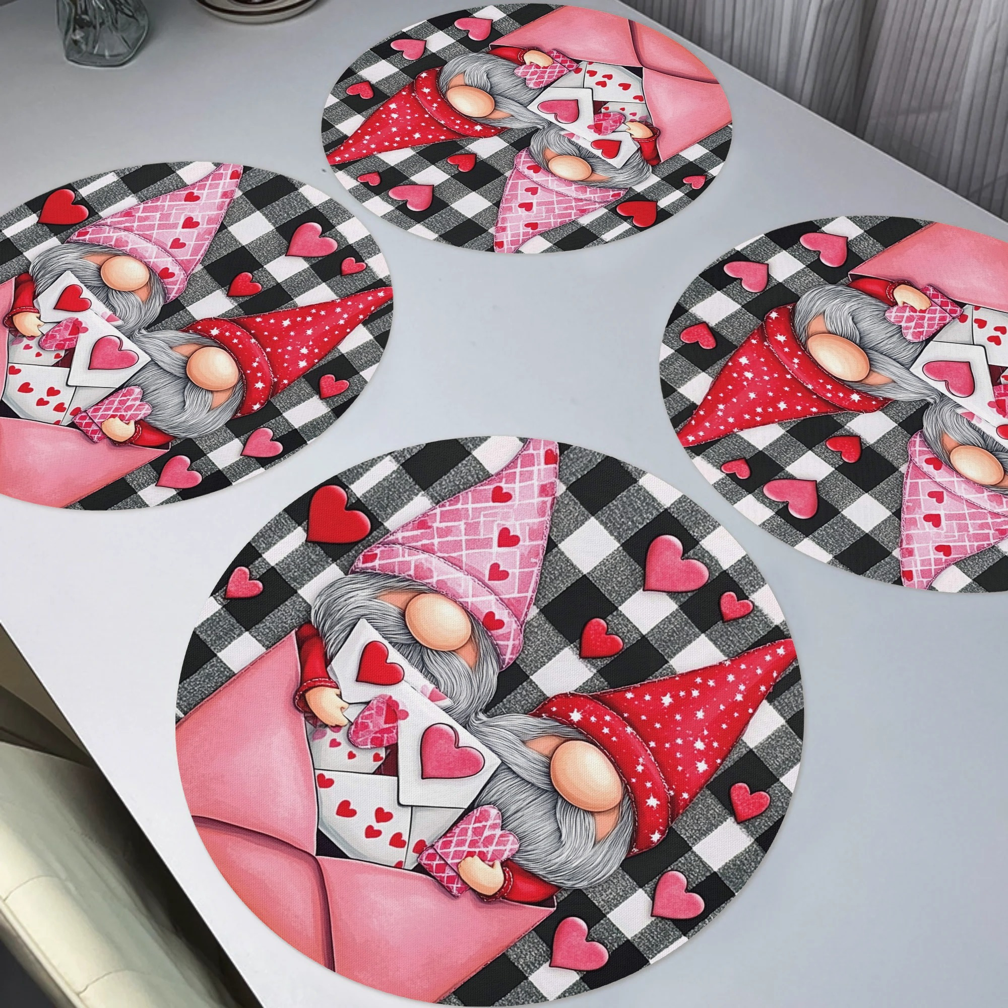 

[4pcs Valentine's Day Placemats] 4pcs Valentine's Day Placemats, Woven Polyester Round Table Mats, Non-slip, Hand Washable, Decorative Love-themed Table Decor For Home, Party, Banquet, 15