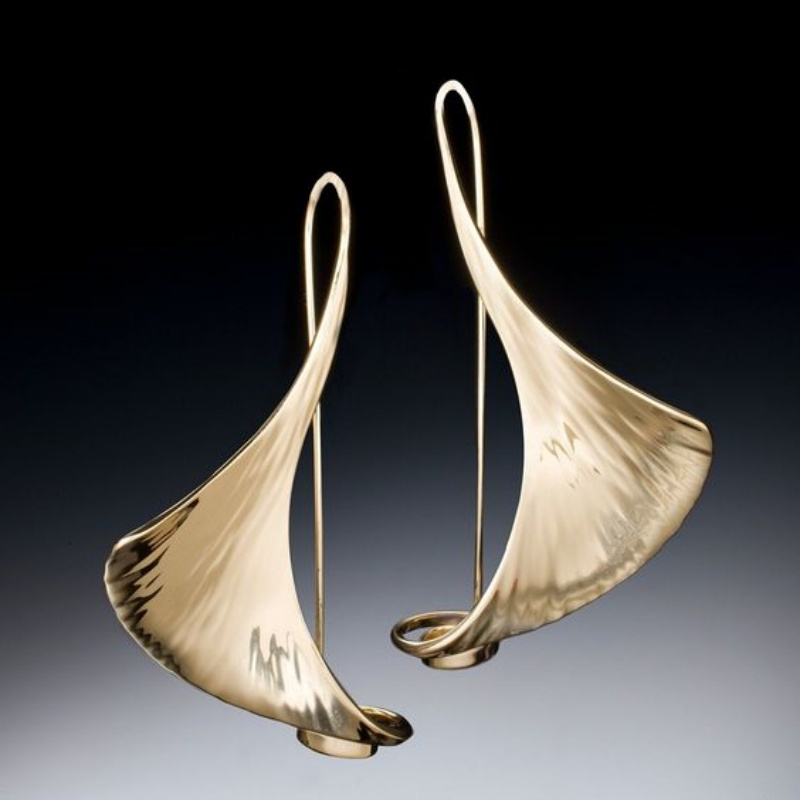 TEMU 1 Pair Of And Unique Maple Leaf Shaped Women' Hook Earrings, Suitable For Daily Clothing Accessories, Birthday Gifts For Female , And New Year
