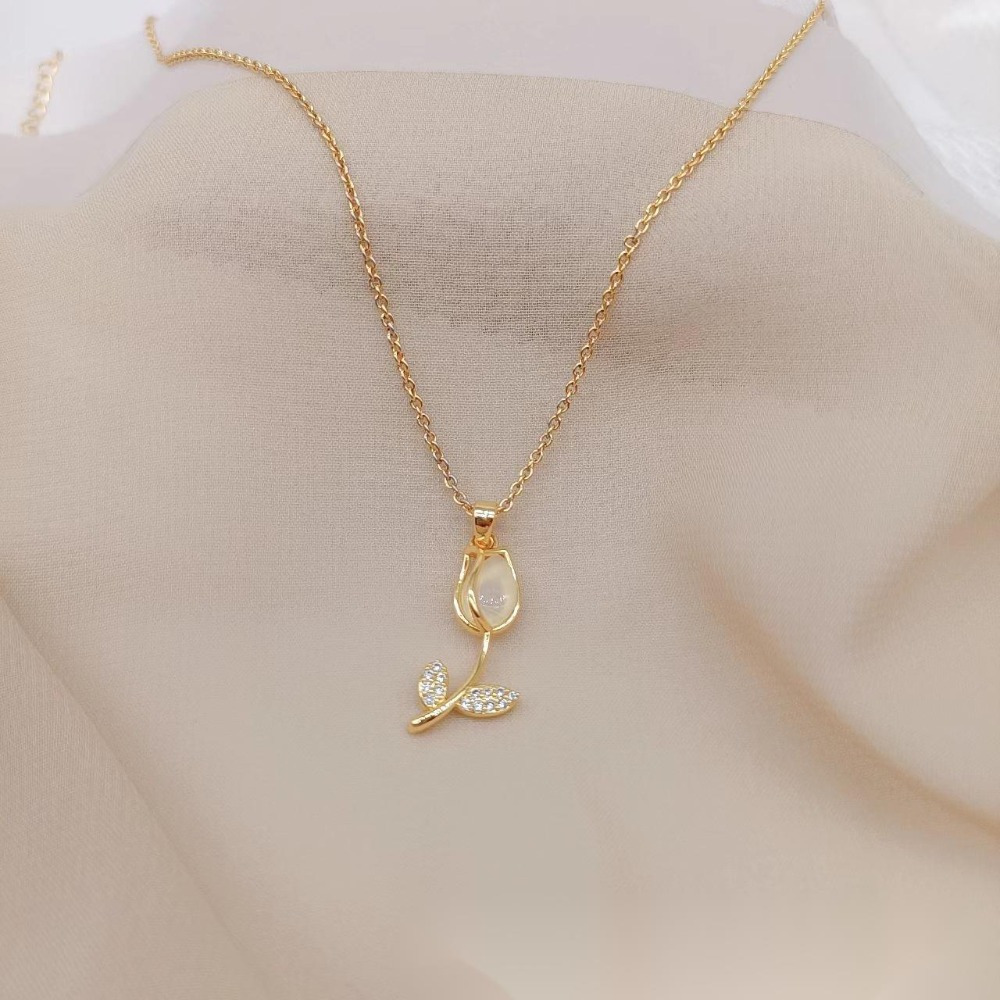 Women's Elegant Tulip Pendant Necklace, Sparkling Design