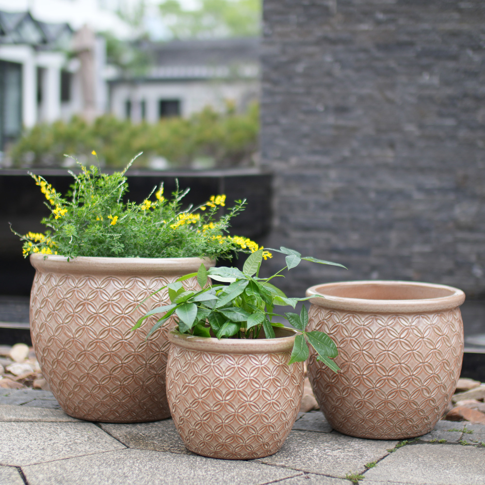 Handmade Ceramic Flower Pot Set, 3pcs (Diameters 38.5/30.5/23Cm), Light Beige, Decorated with Coin-Pattern Relief, Breathable, Frost-Resistant, with Drainage Holes at The Bottom, Suitable for Gardens And Balconies. gardening gift home decor