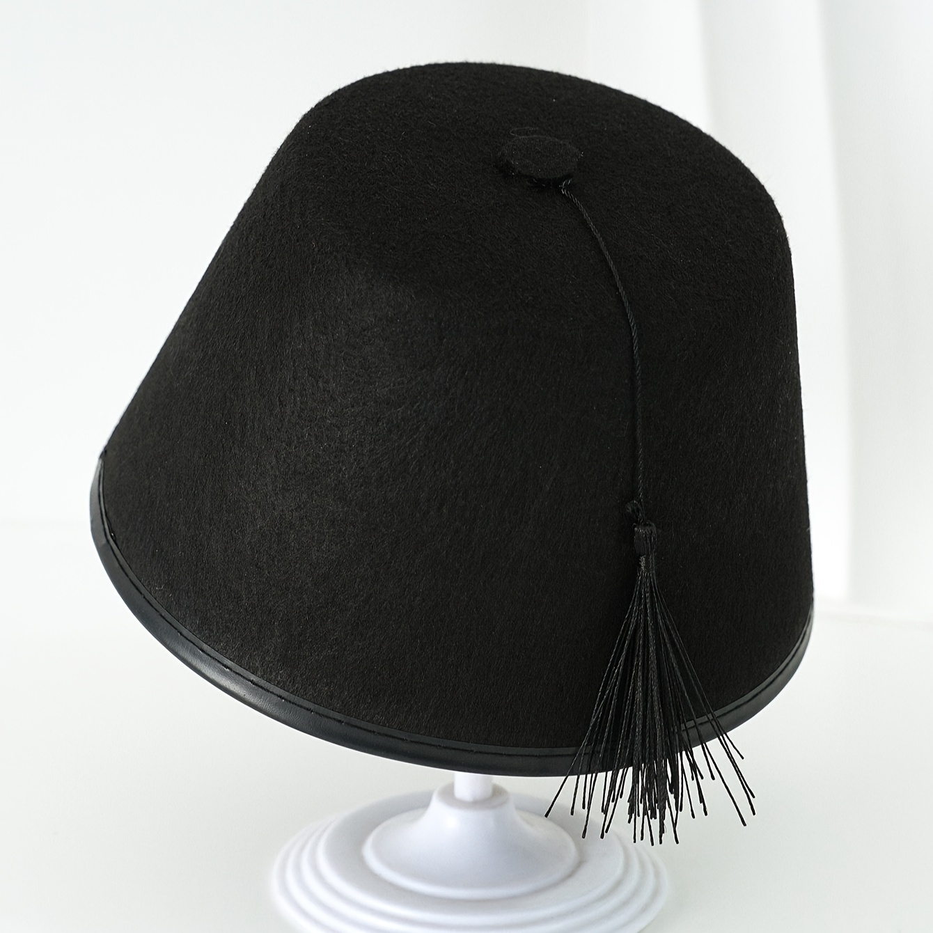 TEMU Men's Soft Felt Hat - Traditional Moroccan Party Hat, Red/black - Lightweight And , Suitable For Themed Events, Daily Outfits - Comfortable And