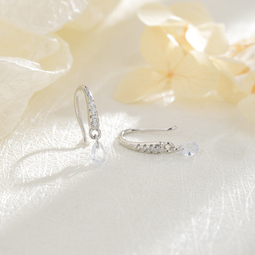 Elegant Teardrop-Shaped Earrings with Synthetic Zirconia