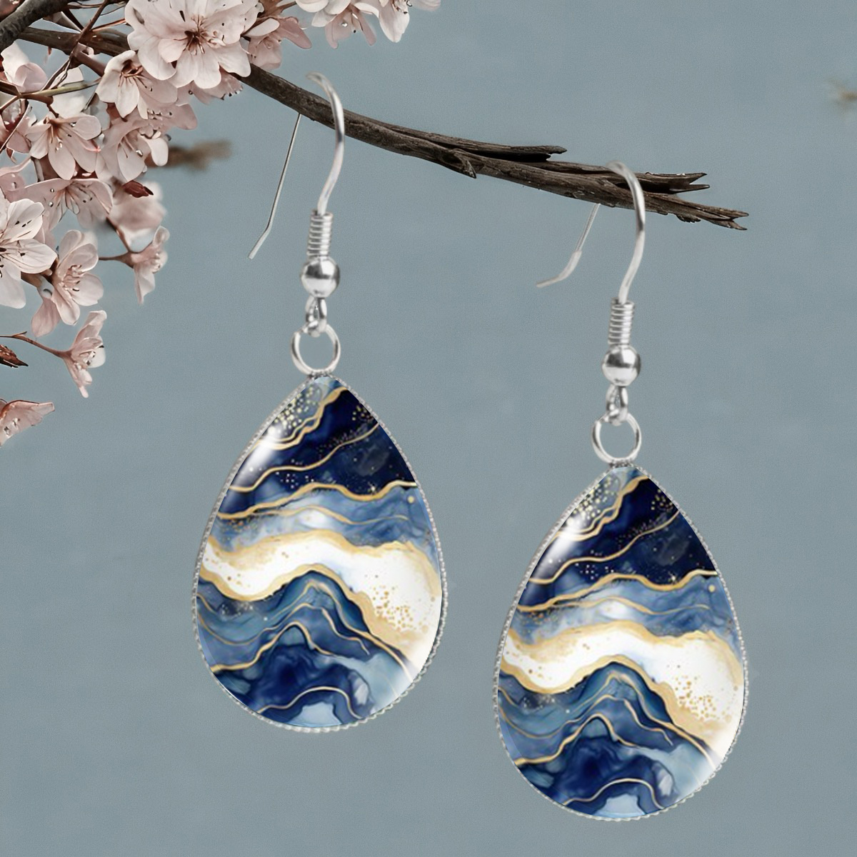 A Pair Of Elegant Blue And White Earrings Like Agate Starry , Wear And Vacation Jewelry, Thanksgiving Gifts, And Birthday Presents, Without Battery