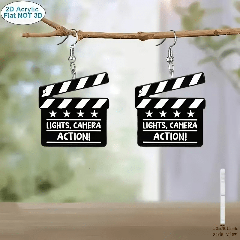 TEMU Pendientes de clip para mujer, 1 par, planos 2D, para joyería con temática con texto "!", diseño de banda de película, colgante acrílico