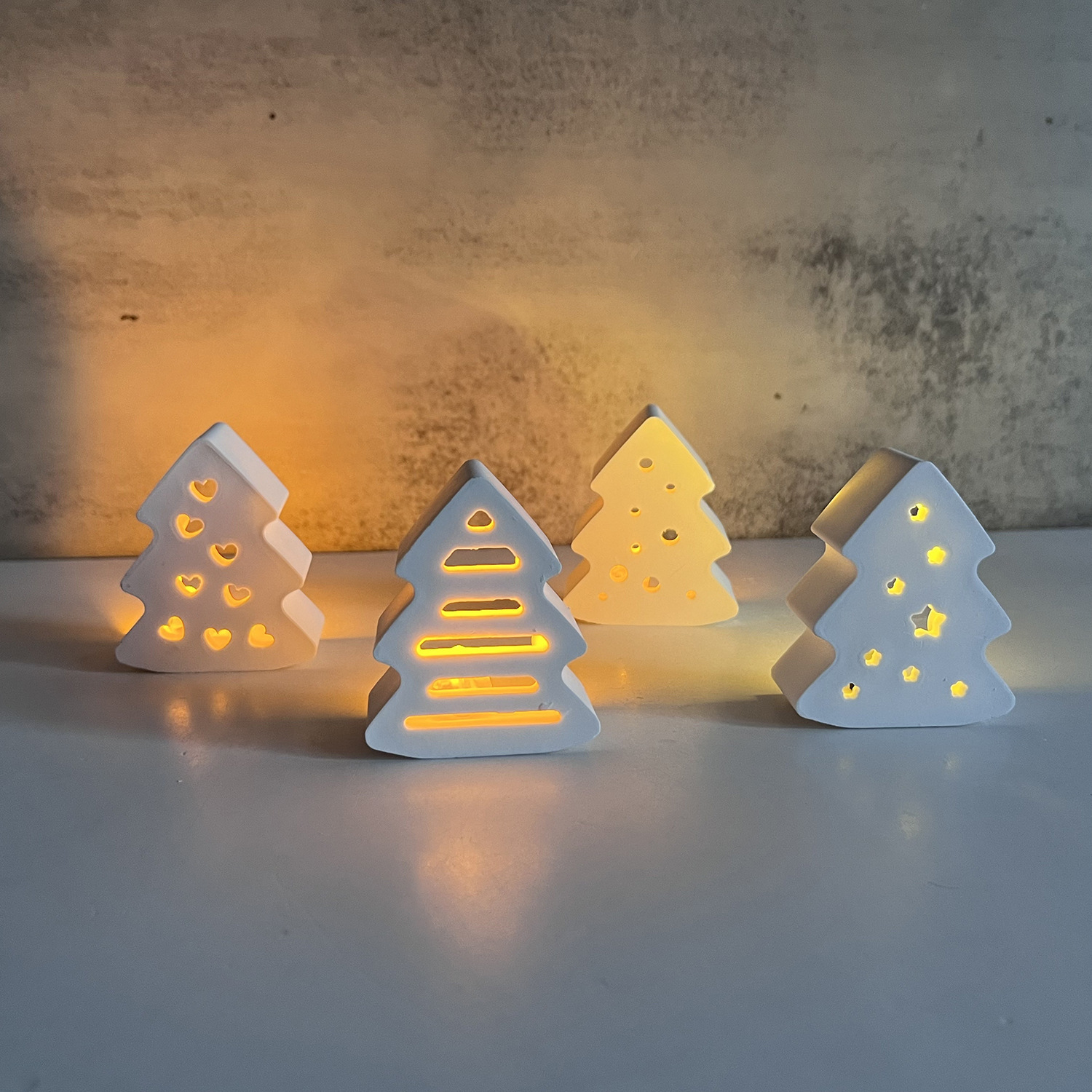 

4 Christmas Tree Decoration Plaster Drop Christmas