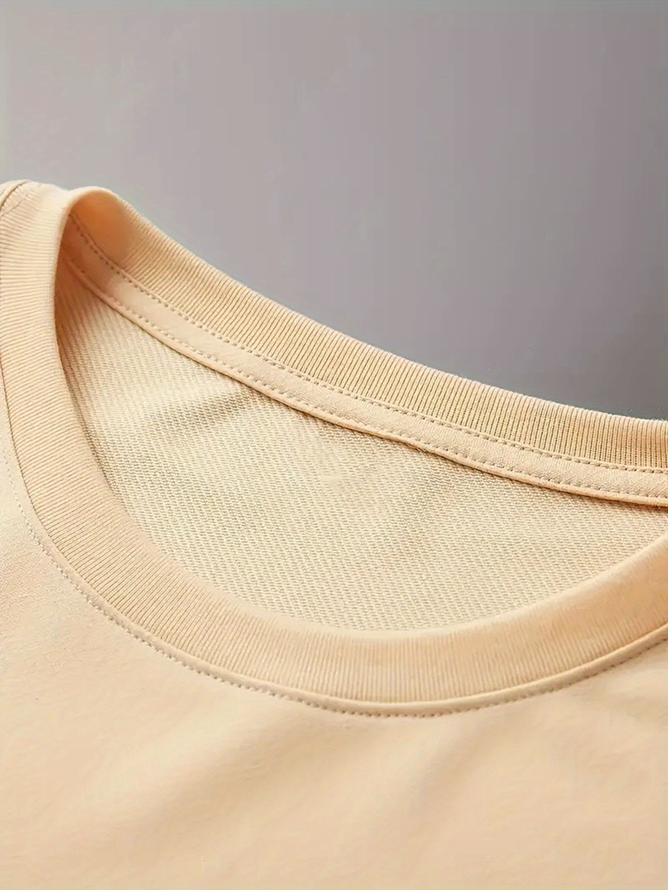 Men's casual and fashionable minimalist lines - C-Calvin printed T-shirt, round neck comfortable polyester fabric, suitable for daily wear as fashionable streetwear, Men's clothing