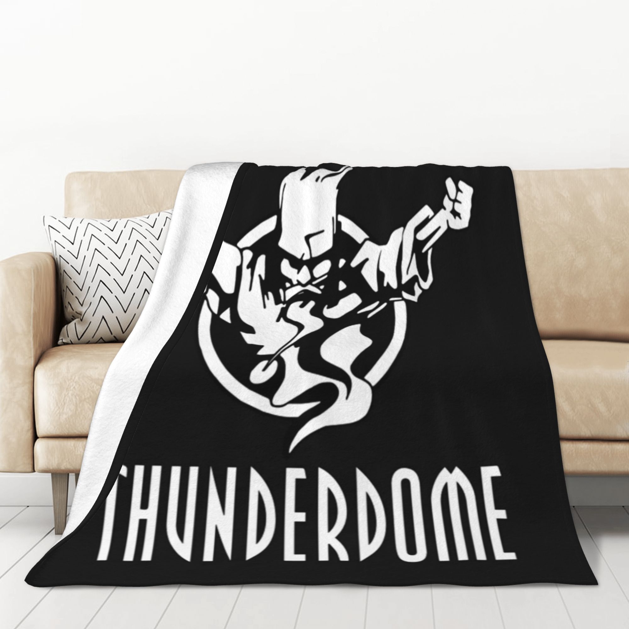 

Cozy Flannel Throw Blanket With Lightning Festival Design - Soft, Warm & For Couch, Bed, Travel, And - All , Polyester , Halloween & Christmas, Room Decor