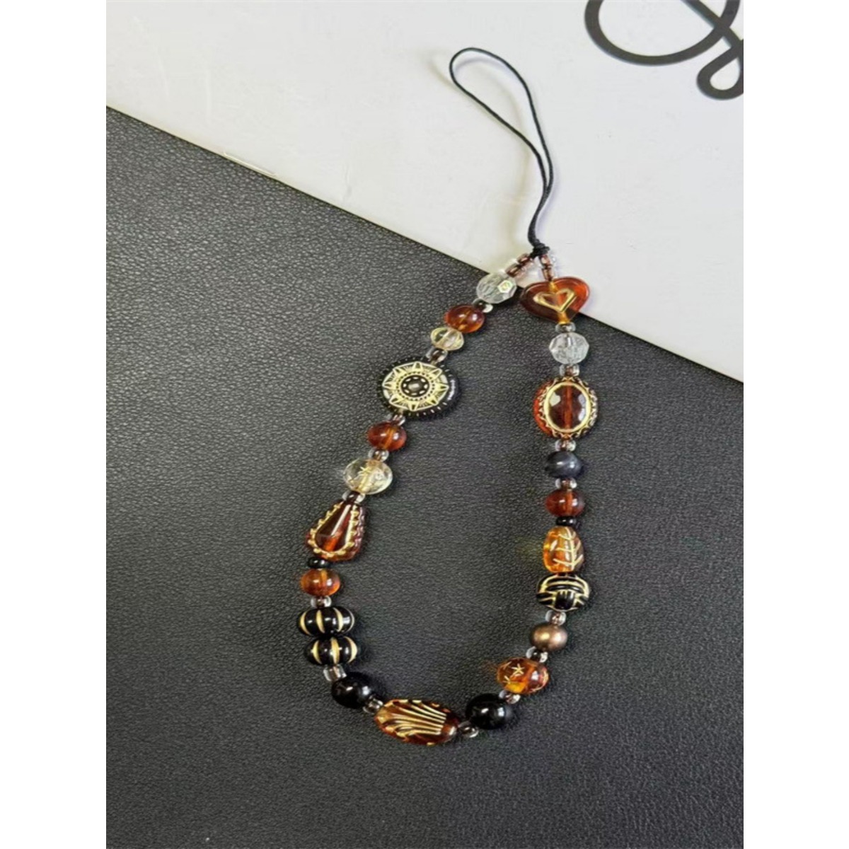 TEMU A Vintage-style Phone Strap With Caramel Amber Patterns, Perfect For Gifting To Mothers, Family, For Birthdays And Holidays. It's A Unique And