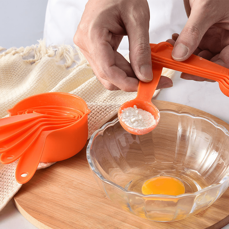  Plastic Measuring Cups and Spoons Set, 10 Pieces Plastic Measuring  Cups and Spoons, 5 Plastic Measuring Spoons for Baking and Cooking 5 Measuring  Cups with Ring, Mixing Color: Home & Kitchen