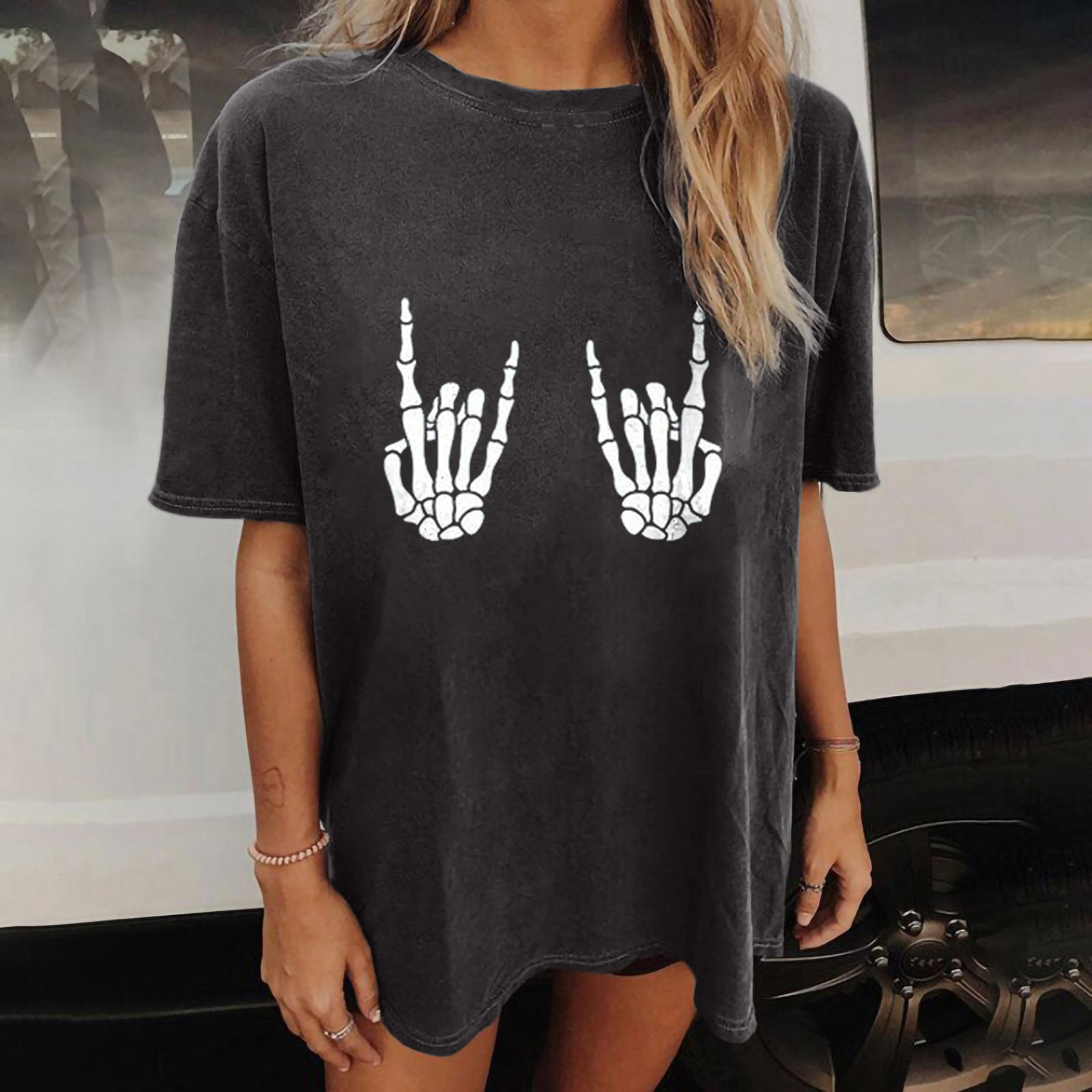 

Skull Print Crew Neck T-shirt, Casual Loose Short Sleeve Fashion Summer T-shirts Tops, Women's Clothing