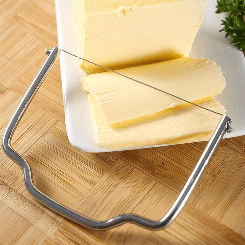 Cortador de queso de acero inoxidable con escala de tamaño preciso, incluye  rebanador de queso de alambre, 5 alambres de repuesto y 4 mini cuchillos