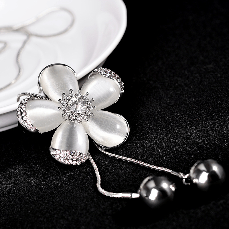 Flower Shape Opal Lariat Necklace With Ball Shape Zinc Alloy