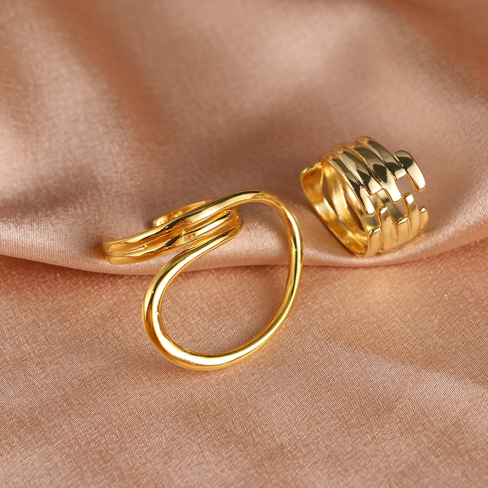 Bulk-buy Original Design Round Hollow Geometric Rings Set for Women Fashion  Ring price comparison