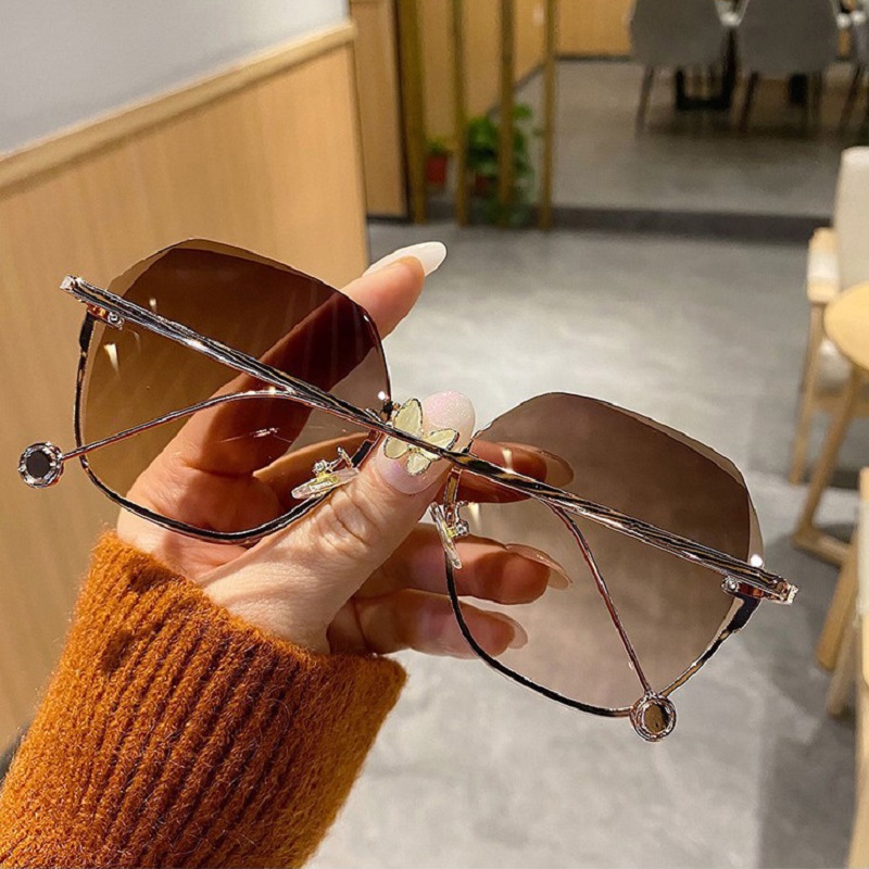 2022 New Vintage Cat Eye Round Sunglasses Women's Korean Version Metal  Rimless Gradient Sun Glasses Luxury Shades UV400
