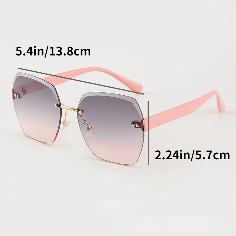 Buy PALAY® Fashion Polarized Sunglasses for Women Stylish Folding Colored  Polarized Sunglasses with Travel Storage Case Stylish Polarized Sunglasses  for Driving, Beach Resort, Travel at