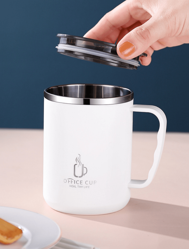 One last coffee for the road? The Touch Travel Mug can hold up to three  Lungos (345 ml) and has stainless steel double walls to kee…