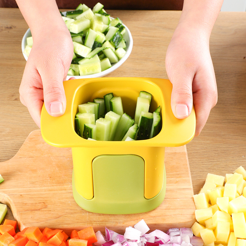 Crinkle Cutter, Stainless Steel Knife French Fry Cutter, Wave Knife  Suitable for Cutting Fruits and Vegetables, Kitchen Must Have Kid Knife for  Potato Onion Carrot Sliced into Thin Slices, Green 