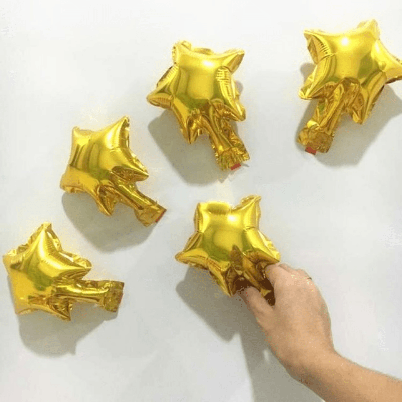 Fun Express Foil Gold Stars (1 DZ)