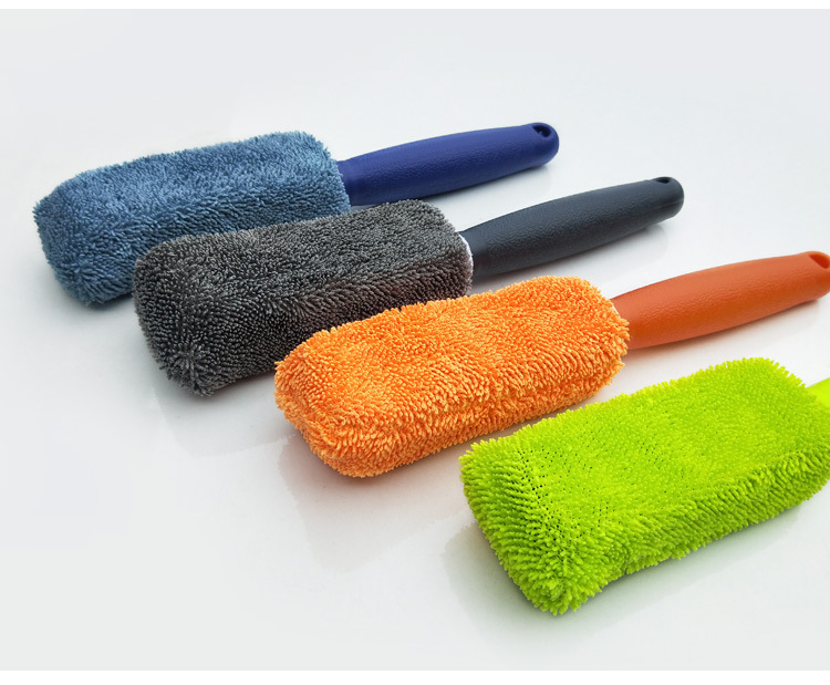 Premium Microfiber Cleaning Brush 42CM Microfiber Rim Brush For Gentle  Cleaning Down To The Rim Depth, Effective Rim Brush Light Alloy Wheels  Microfiber Upholstery Brush Leather Care Car Wash Tool
