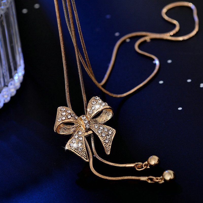 Bow Chain Necklace