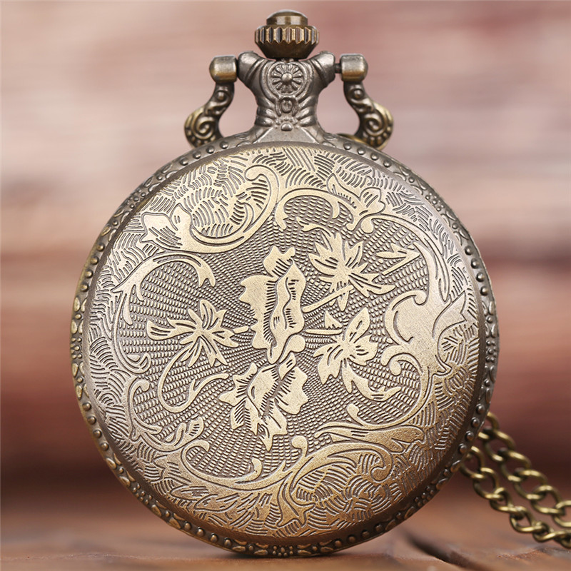 Creative Wild Wolf Vintage Pocket Watch with Necklace Chain – Women Fashion Pendant – Animal Quartz Clock – Best Gift