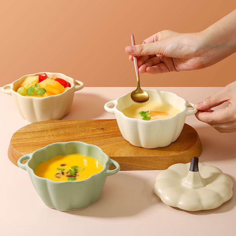 steaming soup bowl