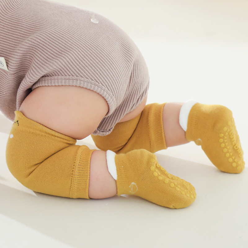 2 Paires De Genouillères + Chaussettes Pour Bébé, Bébé D'été Mince  Apprenant À Grimper, Équipement De Protection, Coudières Antidérapantes  Anti-chute Rampantes, Chaussettes De Sol Pour Tout-petits - Temu France